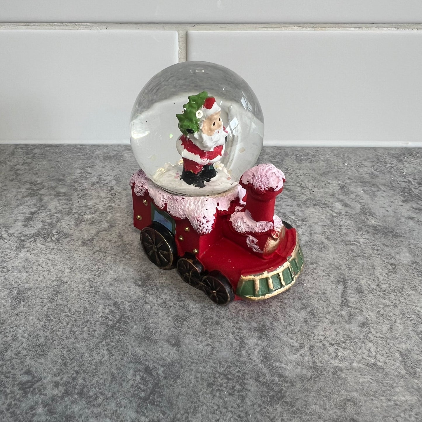 Santa Globe