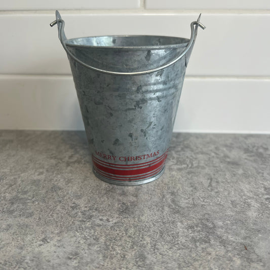 Small Bucket