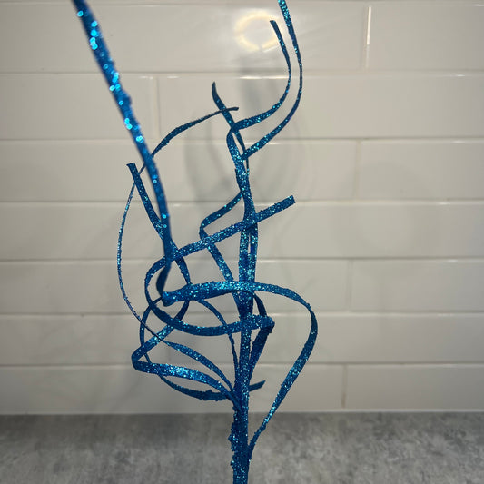 Blue Curly Pick