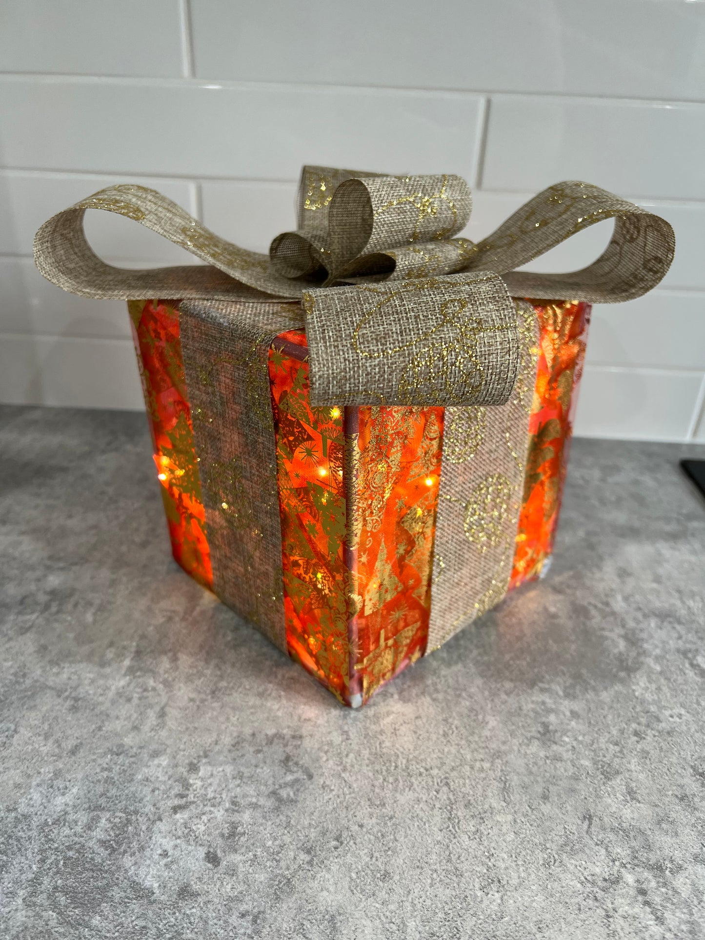 Red & Gold Light Box