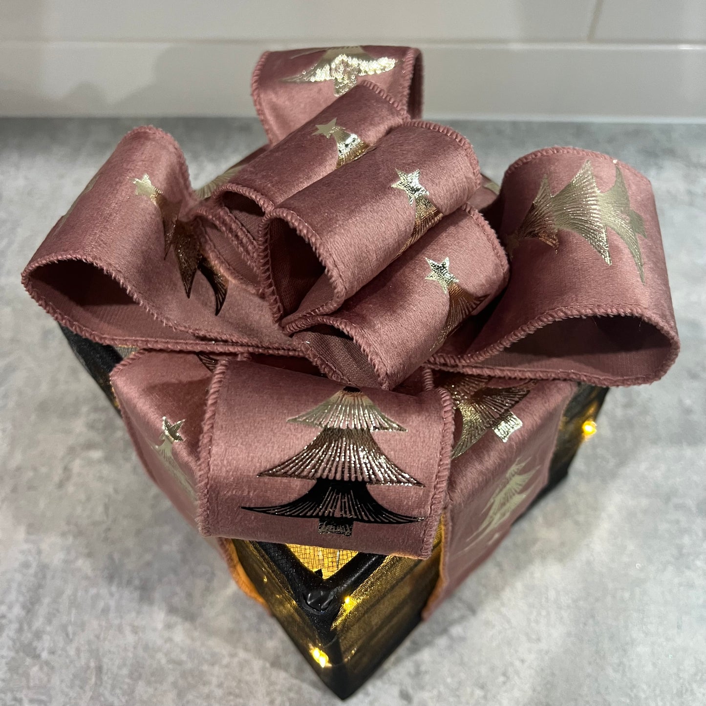 Black & Mauve Light Box