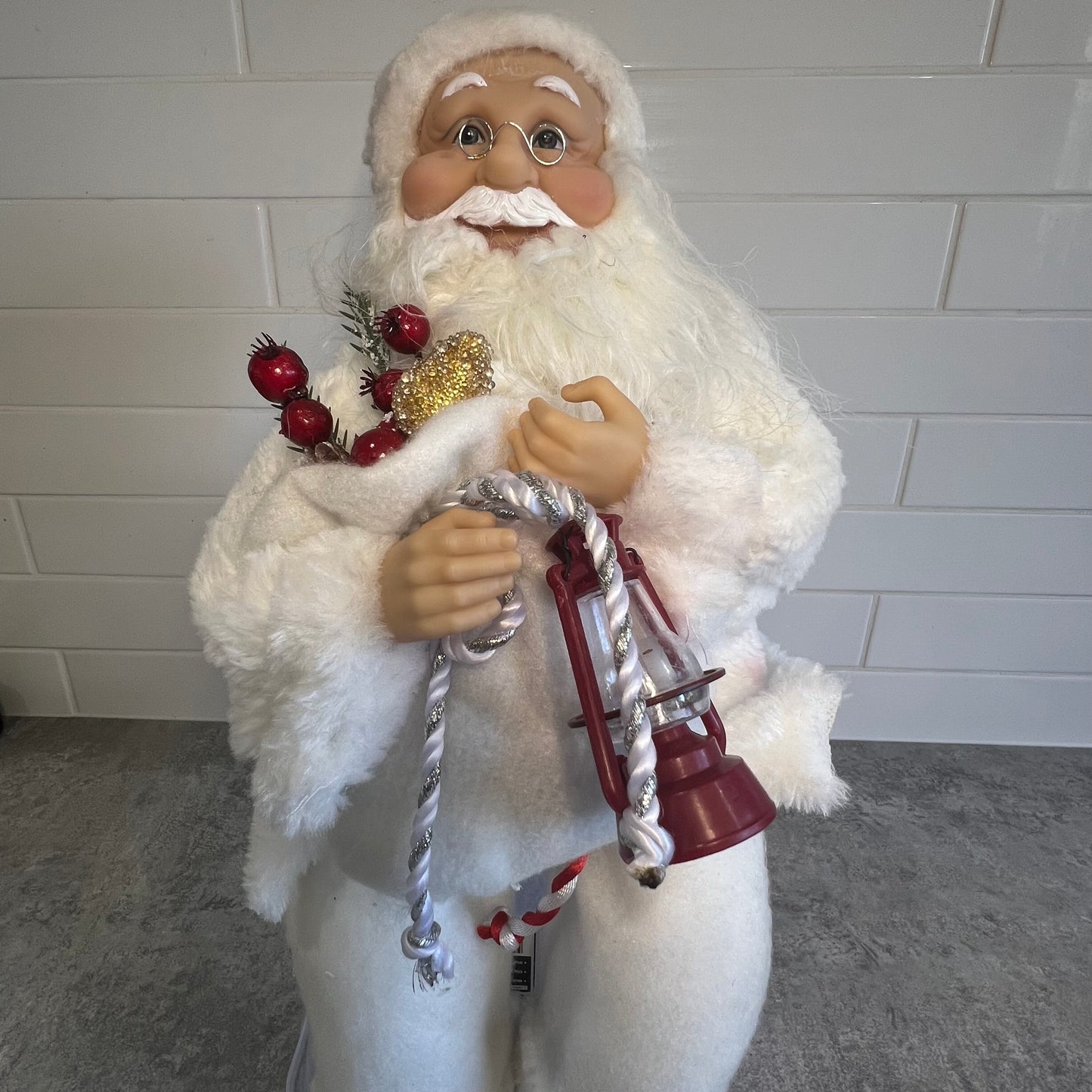 Sitting Santa