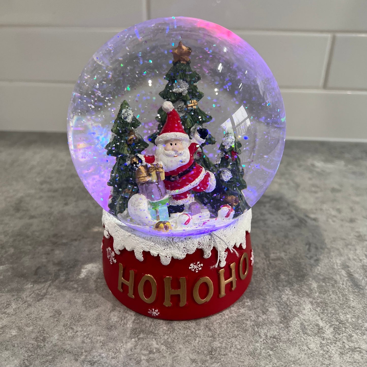 Colour Changing Santa Globe