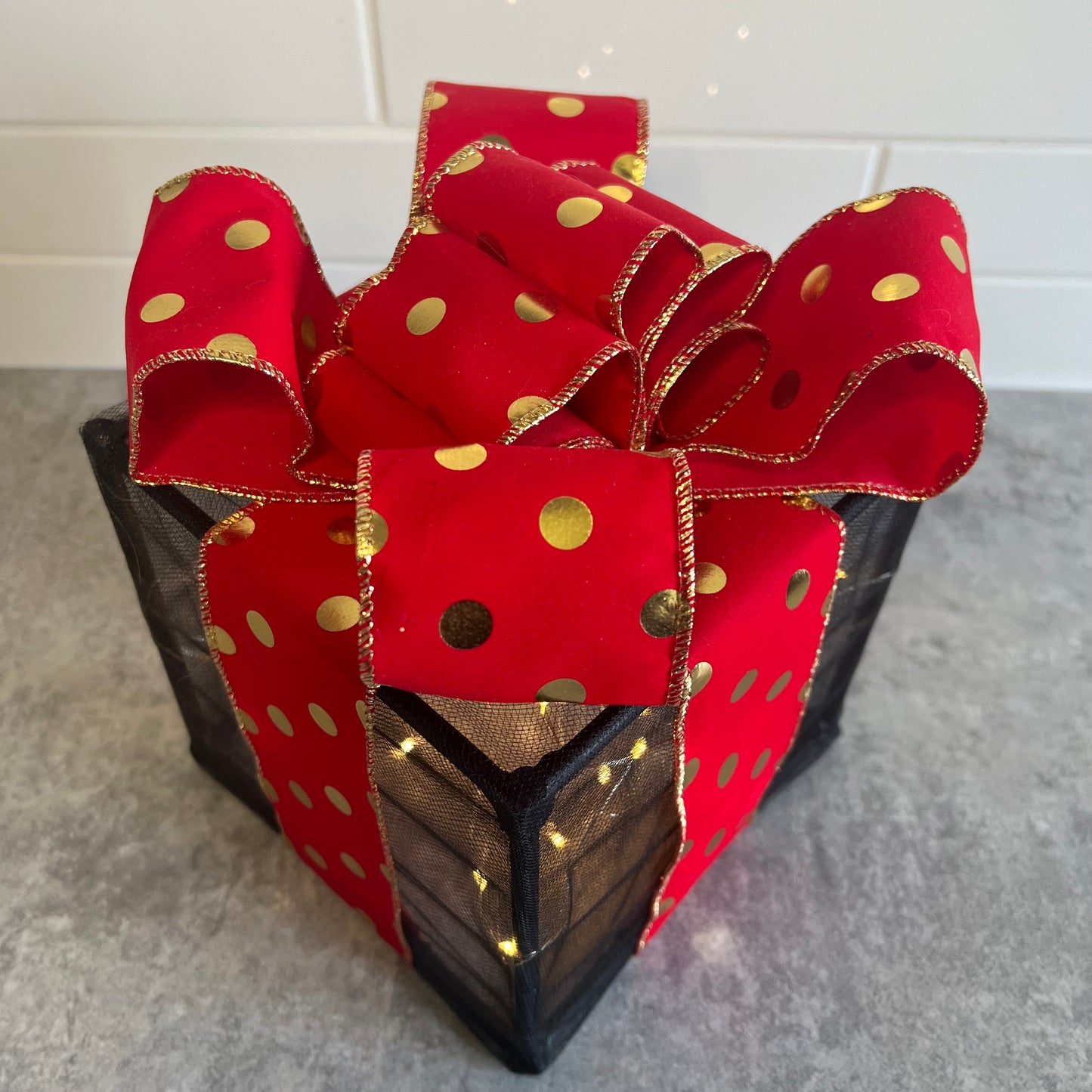 Black & Red Light Box